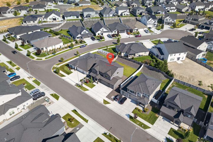 Property Photo:  4689 White Drive  WA 99352 