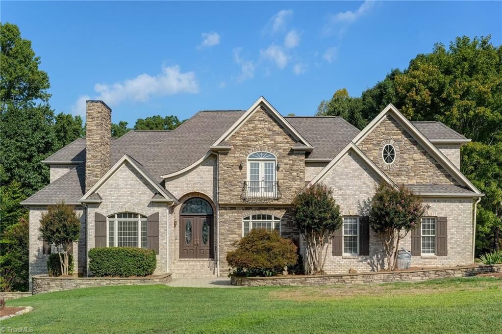 Property Photo:  4404 Liguria Court  NC 27358 