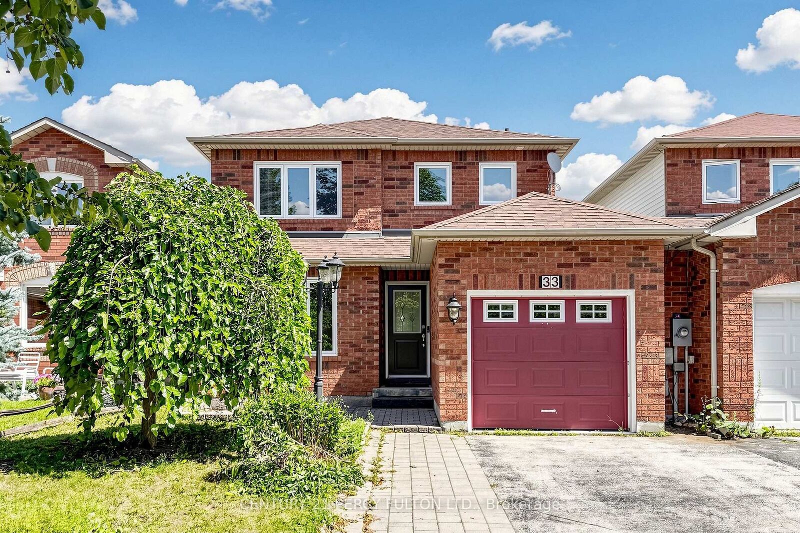 Property Photo: 33 Churchland Drive ON L4N 8P9