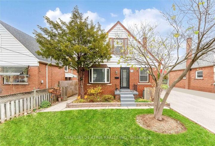 Property Photo: 79 Ellington Drive ON M1R 3Y2