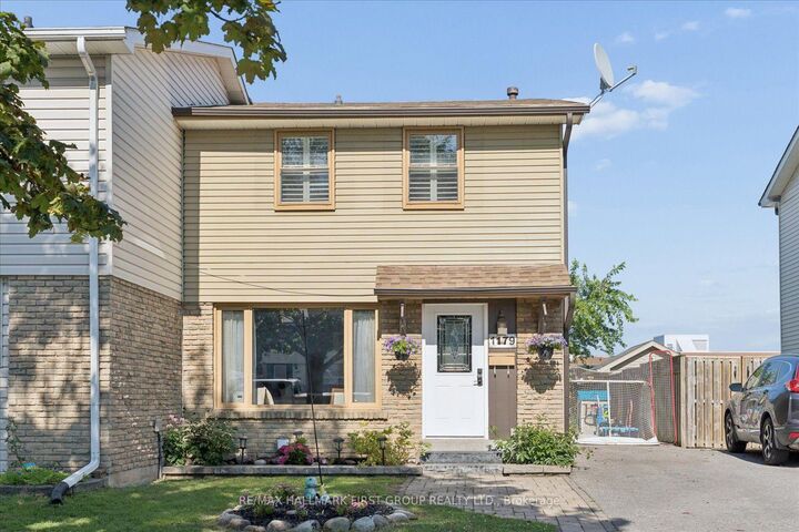 1179 Oxford Street — photo 1