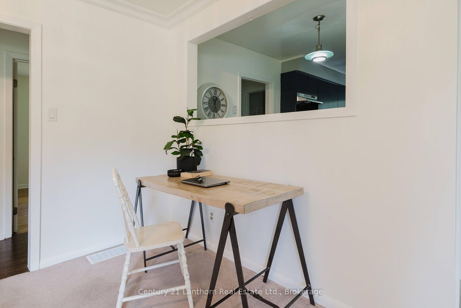 Property Photo:  23 Wood Street  ON K8V 5P6 