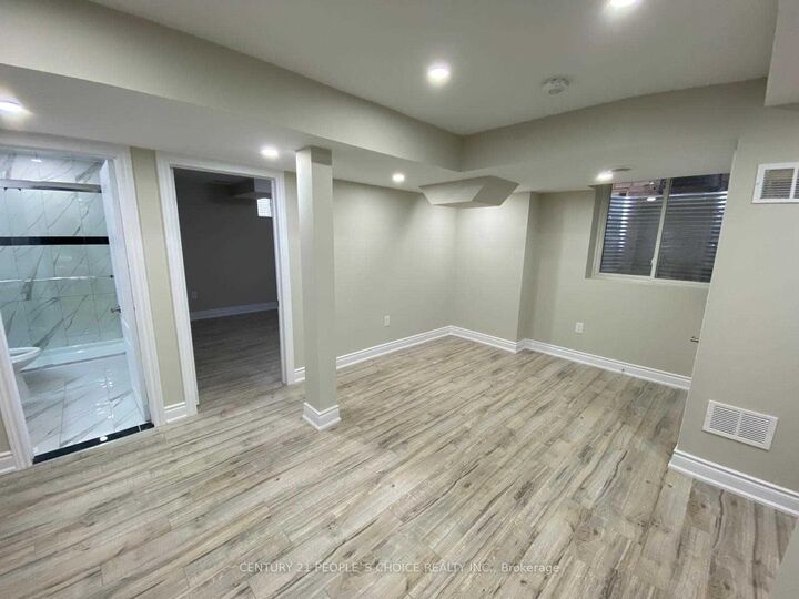 Property Photo:  38 Yardley Crescent Bsmt  ON L6X 5L7 