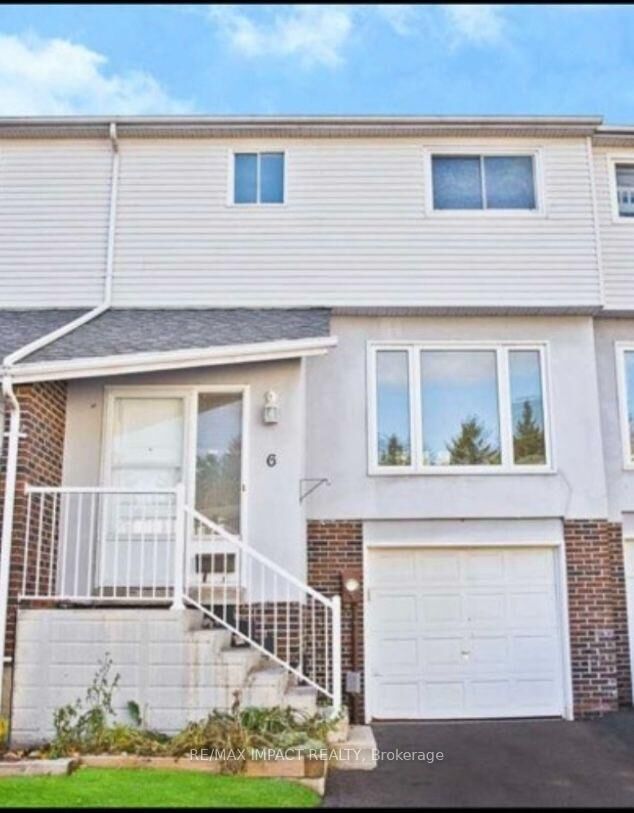 Property Photo: 301 Garden Street 6 ON L1N 3W3