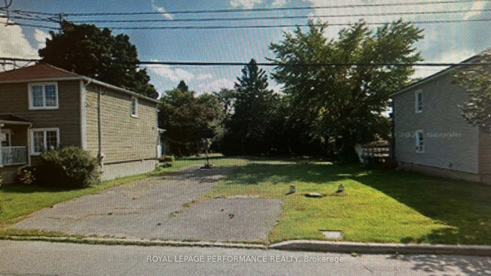 Photo de la propriété:  216-218 Nelson Street E  ON K6A 1L9 