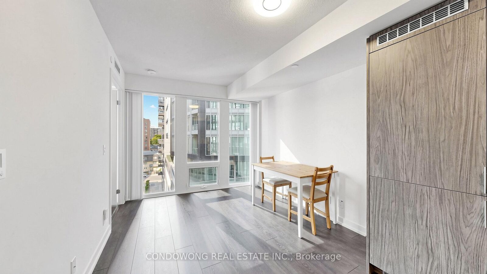 Property Photo: 60 Shuter Street 616 ON M5B 0B7