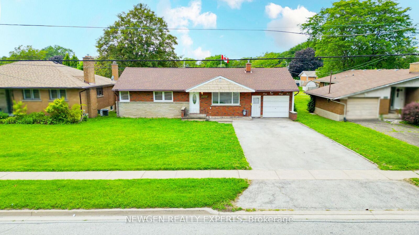 Property Photo:  4443 Dorchester Road  ON L2E 6N5 