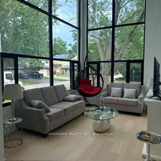 Property Photo: 21 Shadbolt Court ON L3R 1X3