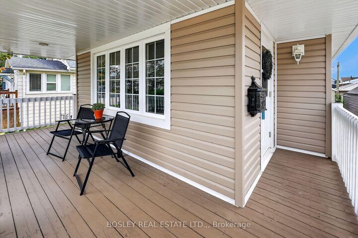 Property Photo:  65 Christmas Street  ON L3K 1M4 
