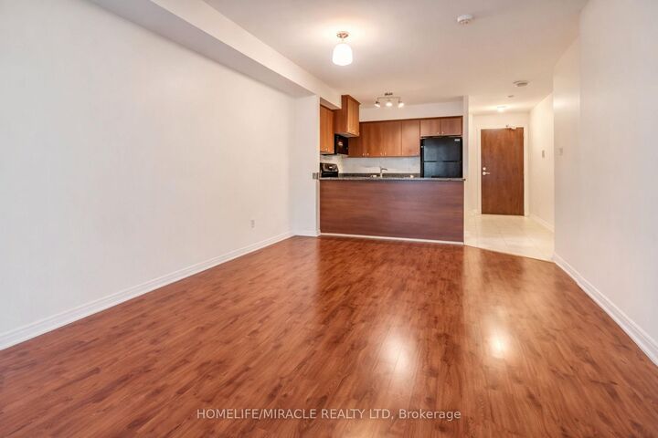 Property Photo:  8 Rosebank Drive 5K  ON M1B 5Z3 