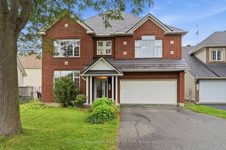 563 Evangeline Street — photo 1