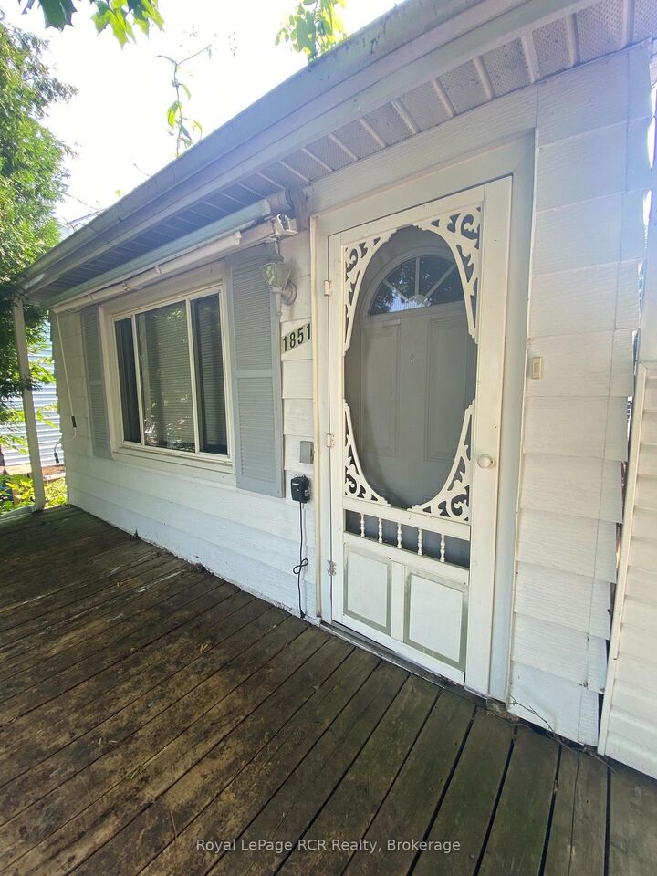 Property Photo:  1851 5th Avenue E  ON N4K 2S6 