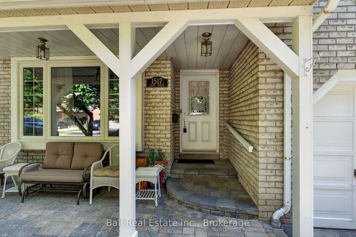 Property Photo: 1517 Silver Spruce Drive ON L1V 5G9