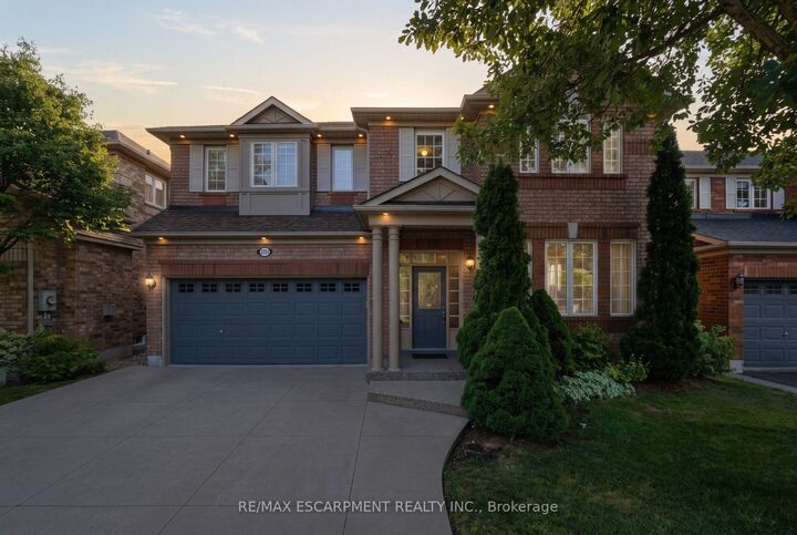 2241 Glazebrook Circle — photo 1