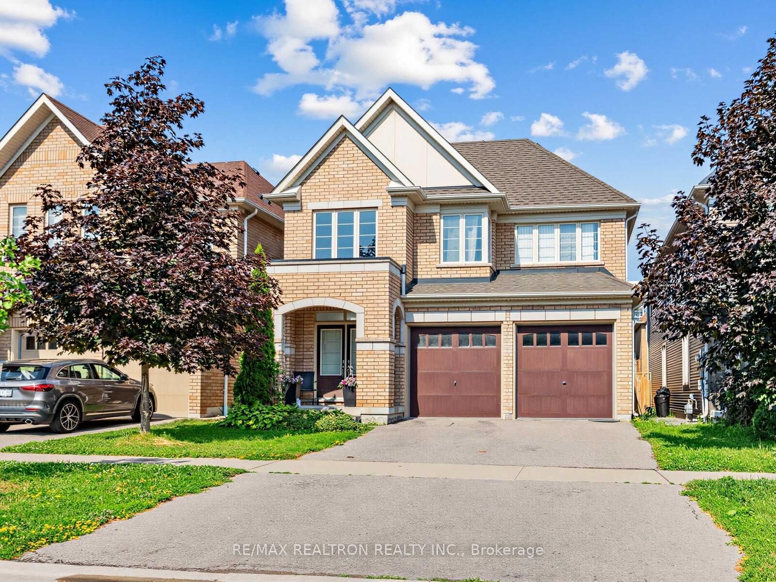 Property Photo: 2571 Kentucky Derby Way ON L1L 0K2