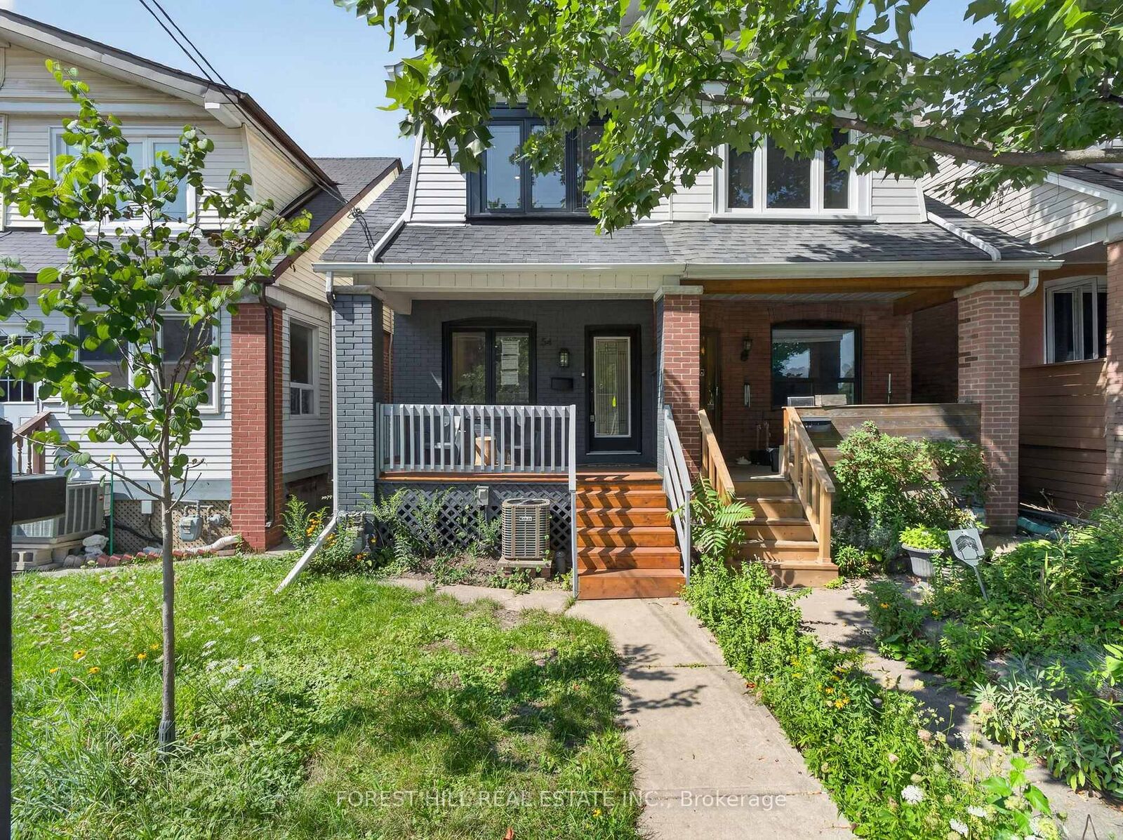 Property Photo: 54 Chatham Avenue ON M4J 1K6