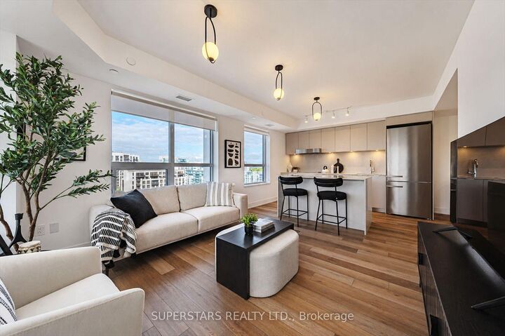 Property Photo: 8 Cedarland Drive 1605 ON L6G 0H4
