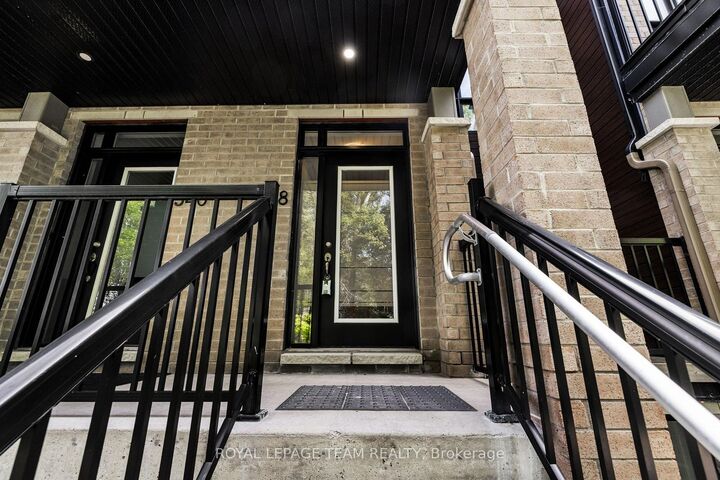 Property Photo:  538 Crescendo Private 32  ON K1X 0E4 