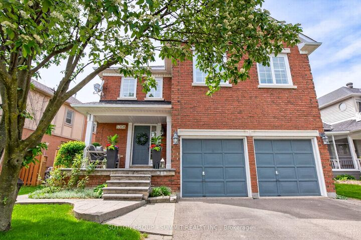 Property Photo: 5308 Middlebury Drive ON L5M 5E5