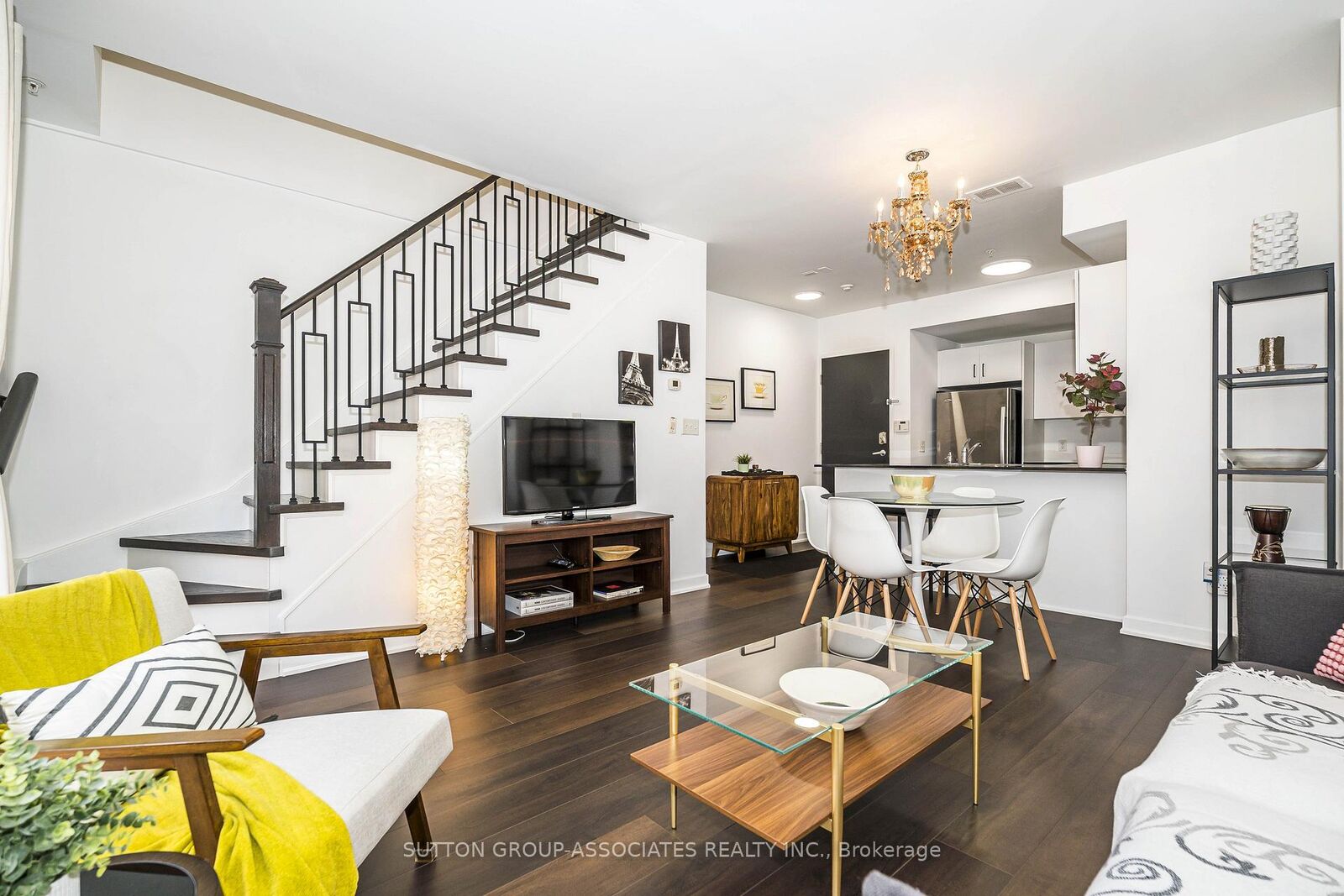 Property Photo: 539 Jarvis Street Ph7 ON M4Y 2H7