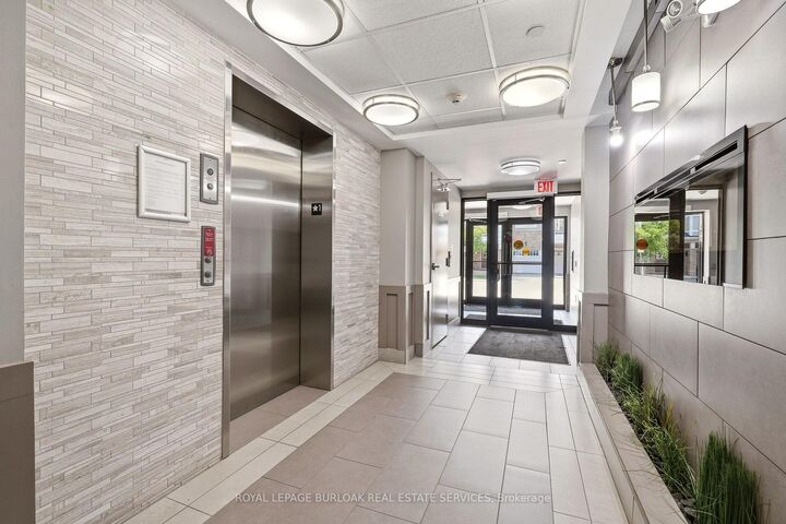 Property Photo: 1045 Nadalin Heights 309 ON L9T 8R5