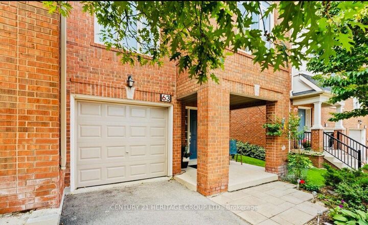 255 Shaftsbury Avenue 63 — photo 1