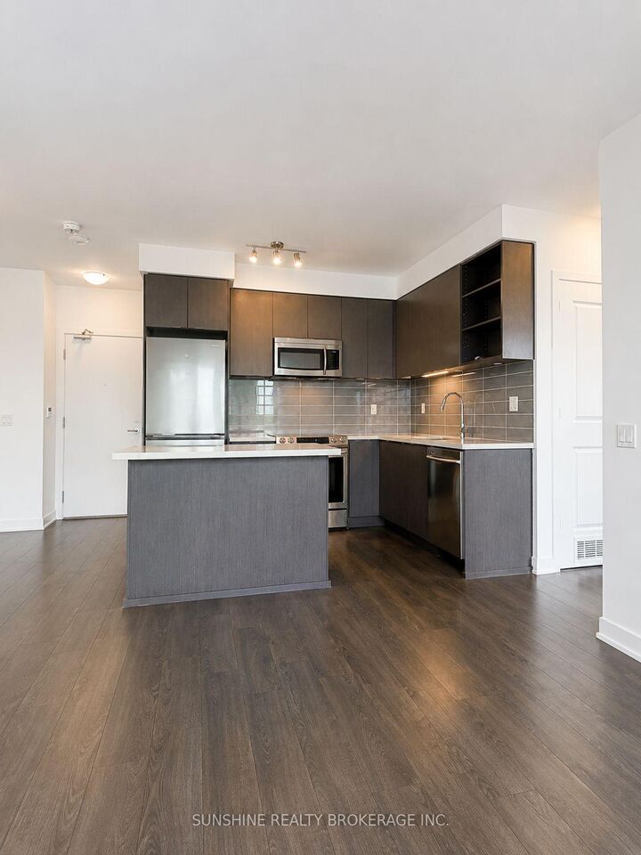 Property Photo: 4699 Glen Erin Drive 1201 ON L5N 3L3