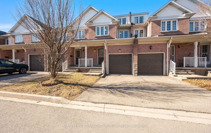Property Photo: 6830 Meadowvale Town Centre Circle 48 ON L5N 7T5