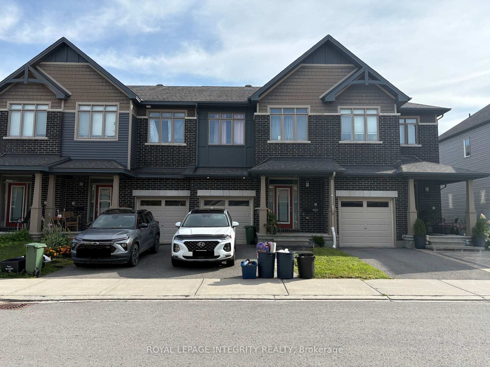 Property Photo:  148 Overberg Way  ON K2S 0V8 