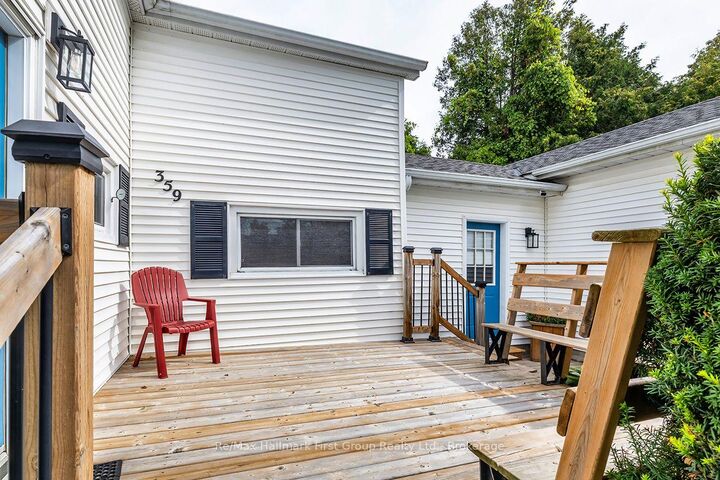 Property Photo: 359 Sexton Street ON L9L 1E6