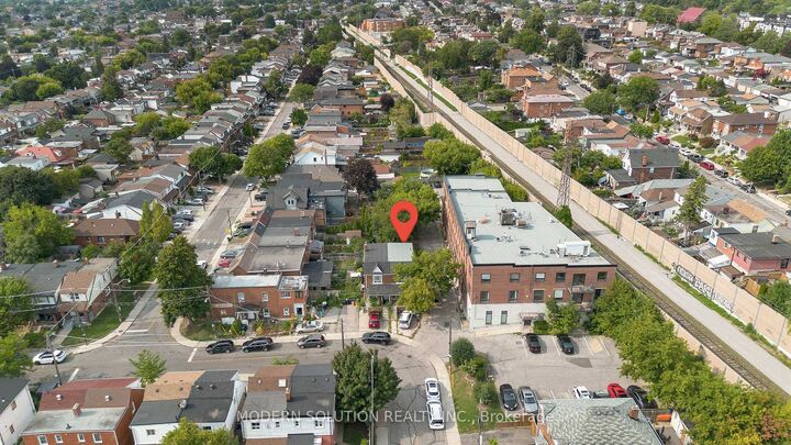 Property Photo: 2 Rockwell Avenue ON M6N 1N3
