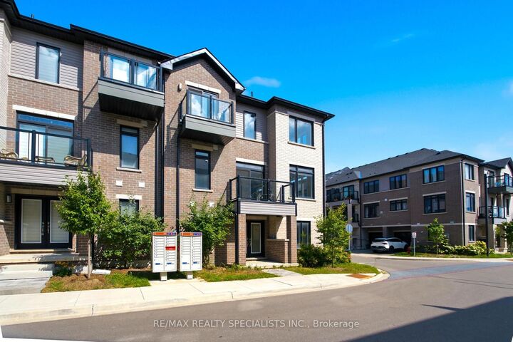 Property Photo:  585 Colborne Street 601  ON N3S 0K4 