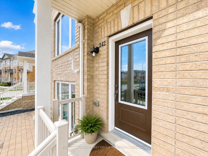 Property Photo: 242 Law Drive 60 ON N1E 0H5