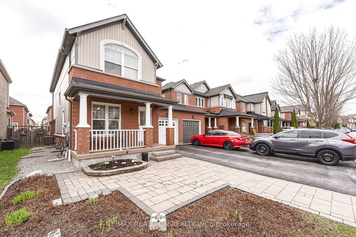 Property Photo: 15 Brumstead Drive N ON L4E 0C5