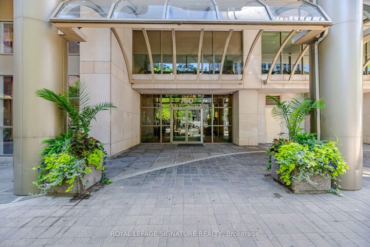 Property Photo: 750 Bay Street 3603 ON M5G 1N6