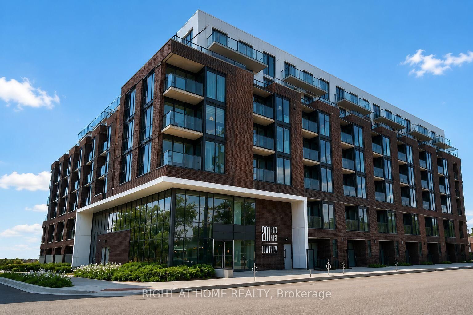 Property Photo: 201 Brock Street S 211 ON L1N 0P8
