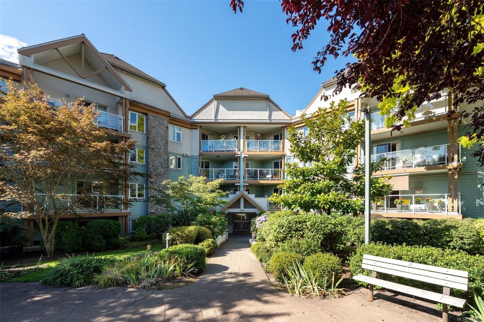 Property Photo: 494 Marsett Pl #103 BC V8Z 7J1