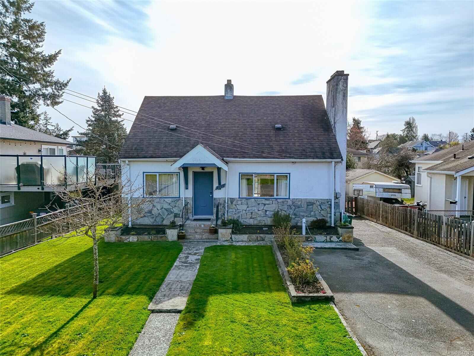 Property Photo:  3155 Earl Grey St  BC V9A 1X1 