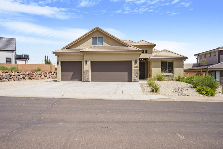 Property Photo:  1930 N Creek Side Ct  UT 84780 