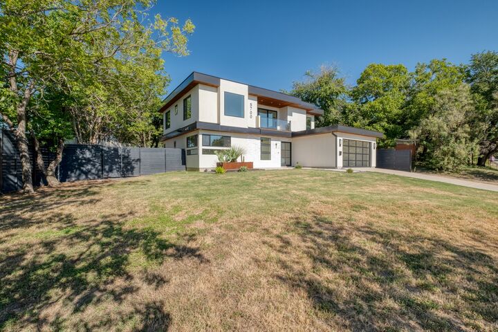 Property Photo:  5700 Louise Lane  TX 78757 