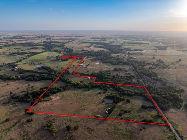 Property Photo: 238 County Road 337 TX 76570
