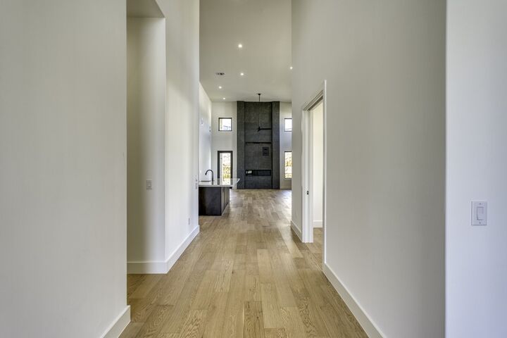 Property Photo: 119 Via Roma Court TX 78657
