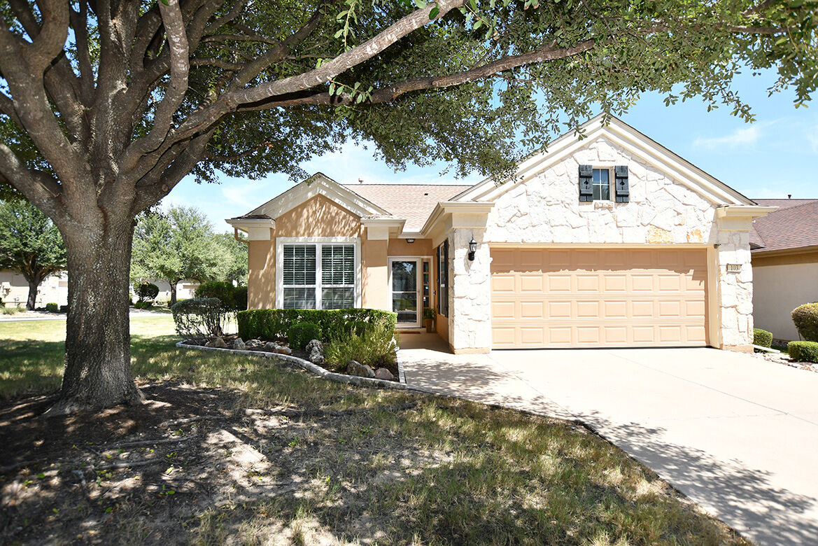 Property Photo:  103 Sunnyside Bend  TX 78633 