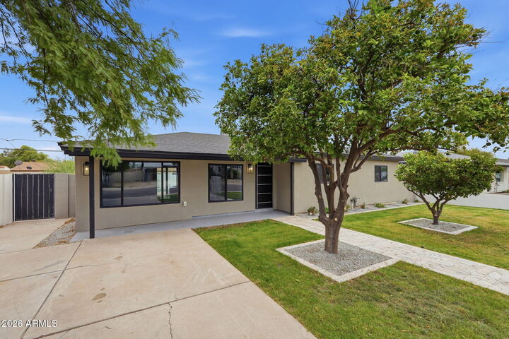 Property Photo: 7715 E Verde Lane AZ 85251