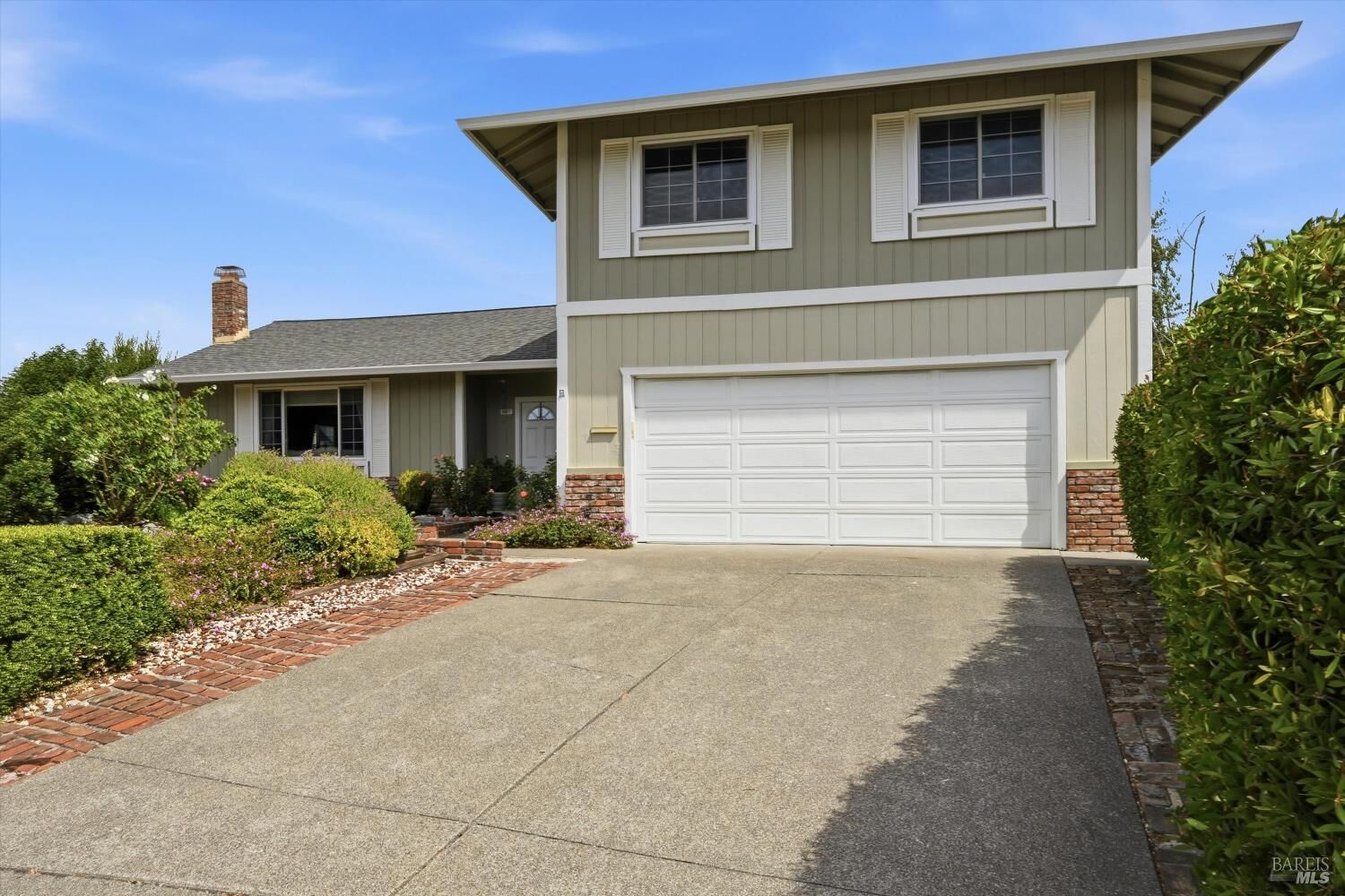 Property Photo:  1657 Albin Way  CA 94954 