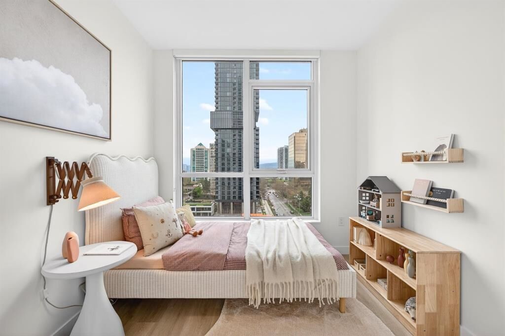 Property Photo: 6087 Wilson Avenue 604 BC V5H 0M1