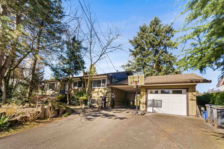 Property Photo: 521 Brookmere Avenue BC V3J 1W8