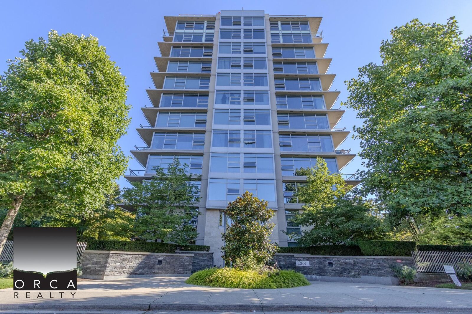 Property Photo:  1088 W 14th Avenue 504  BC V6H 0A6 