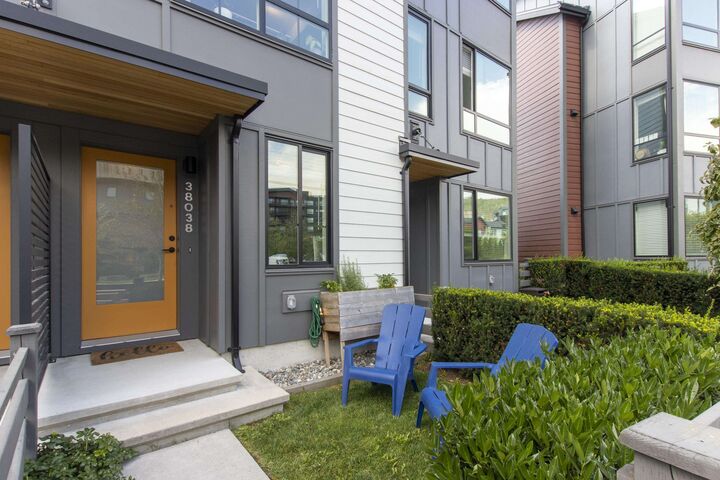 Property Photo: 38038 Keel Way BC V8B 2A1