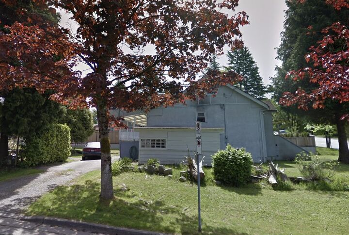 4910 Willingdon Avenue — photo 1